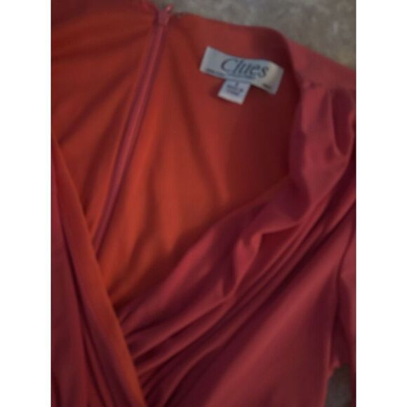 Clues Collections 8 Coral Jersey V Neck MIDI Dress - Picture 2 of 6